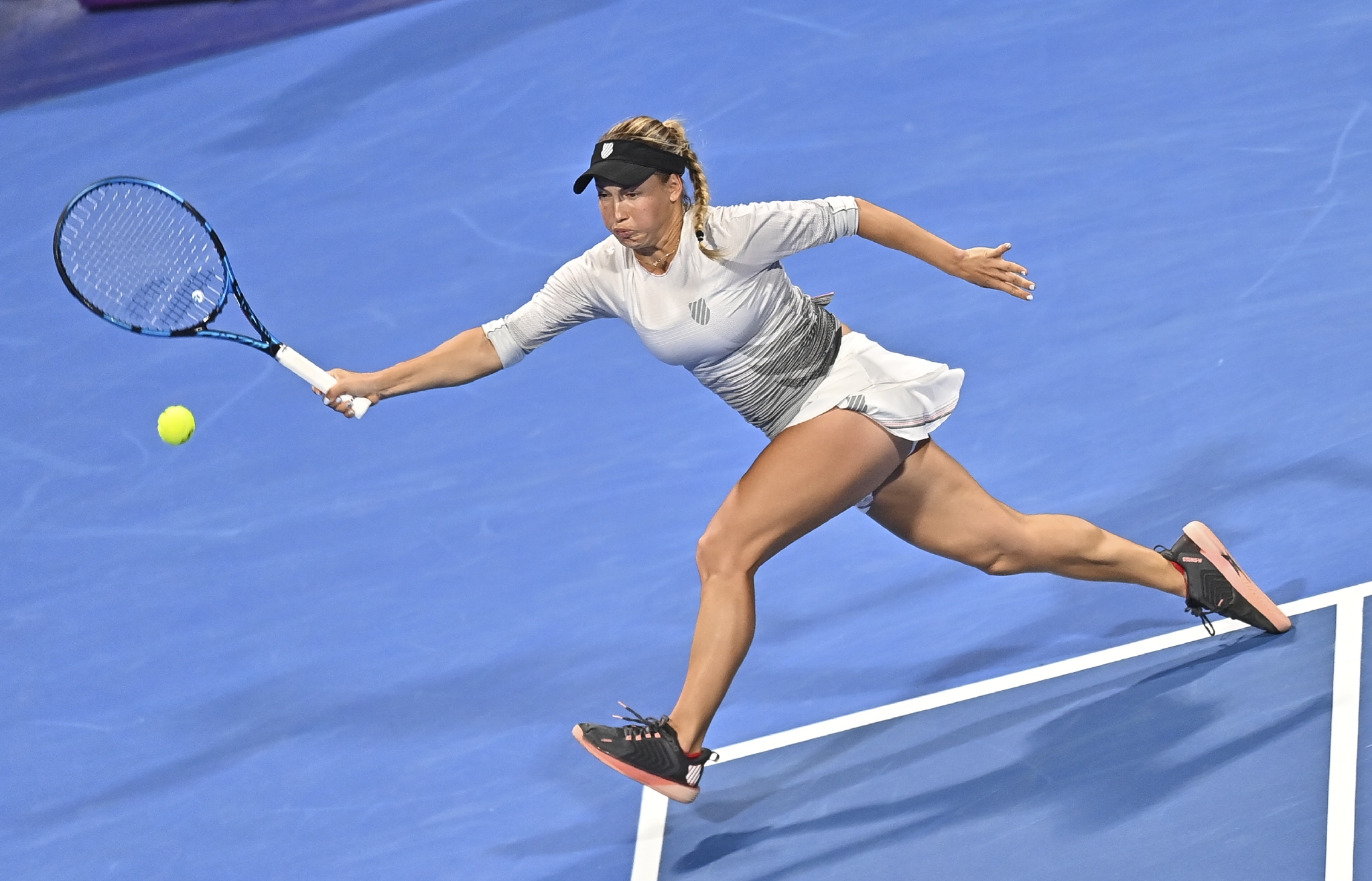 爱游戏-关于阿扎伦卡连续三场比赛得分超过高光表现,勇士挑战极限!的信息