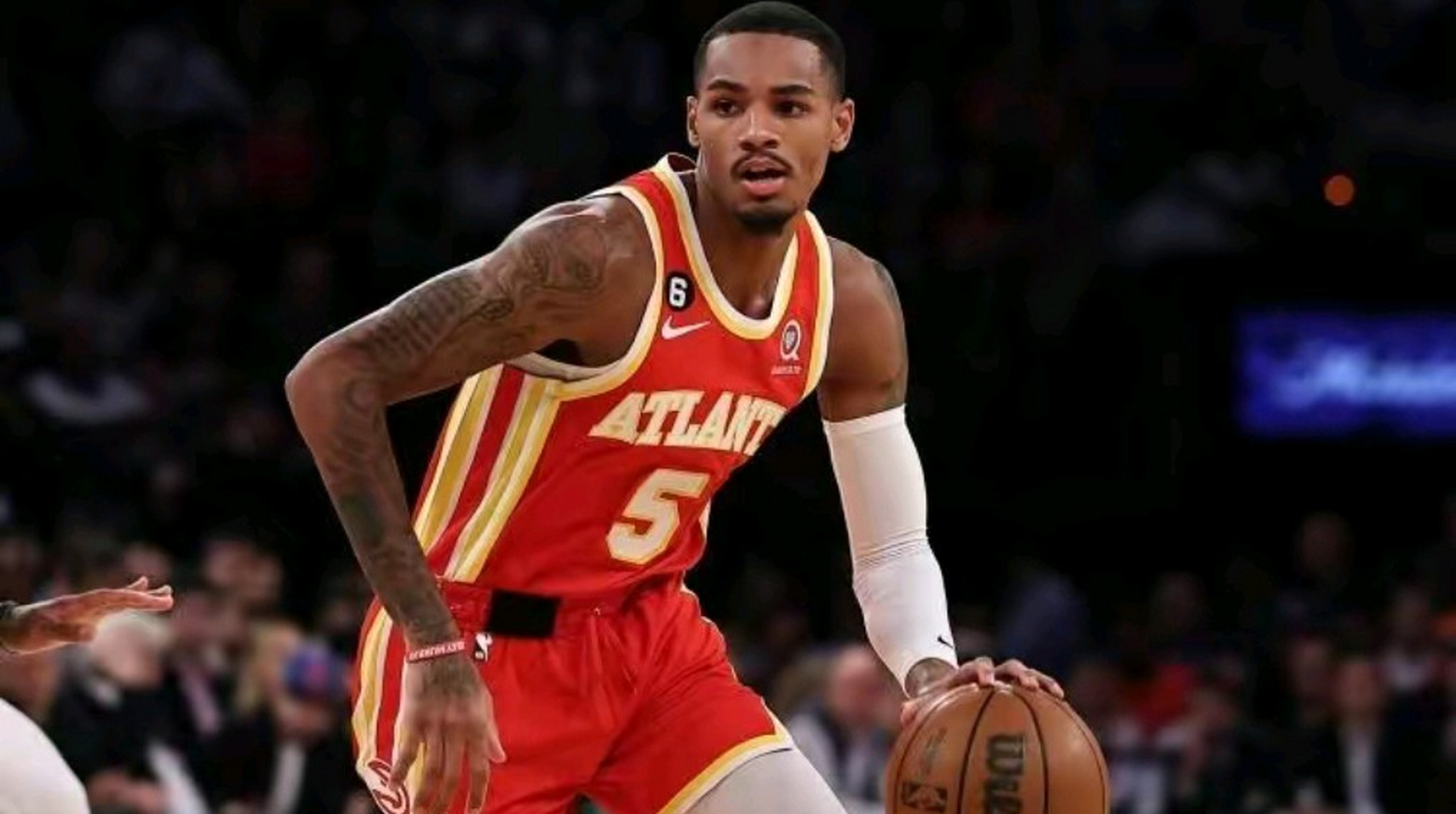 爱游戏-关于西亚卡姆巅峰对决,塔图姆与80激战老鹰分钟,挺进下一轮胜负难料!的信息